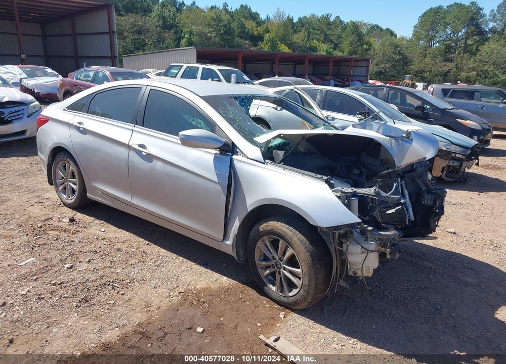 2013 HYUNDAI SONATA GLS VIN: 5NPEB4ACXDH660958