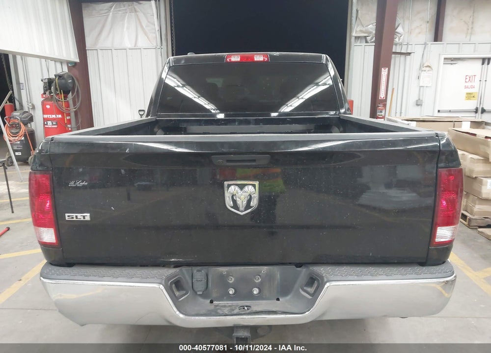 2021 RAM 1500 CLASSIC VIN: 1C6RR6LG1MS530102