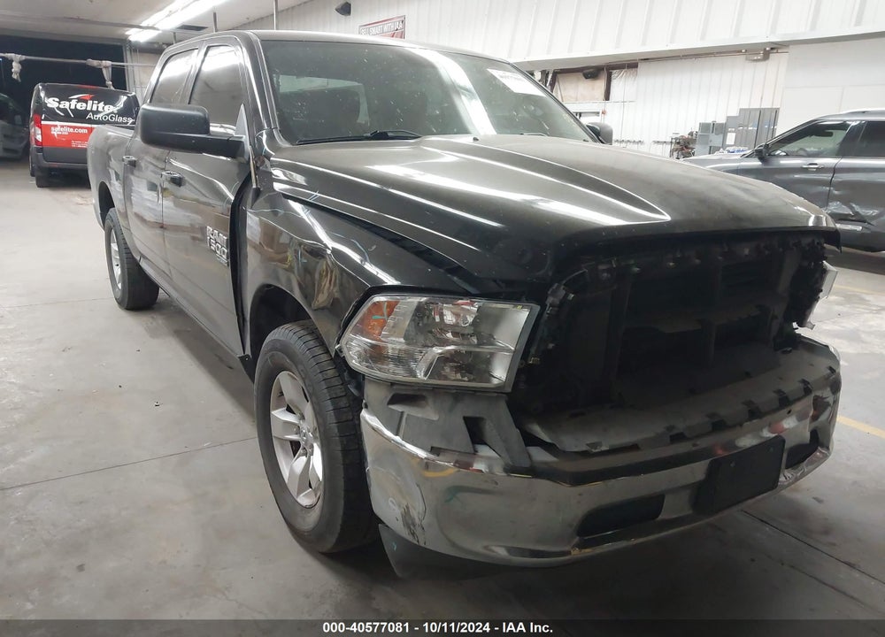 2021 RAM 1500 CLASSIC VIN: 1C6RR6LG1MS530102
