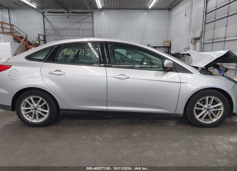 2015 FORD FOCUS SE VIN: 1FADP3F23FL329554