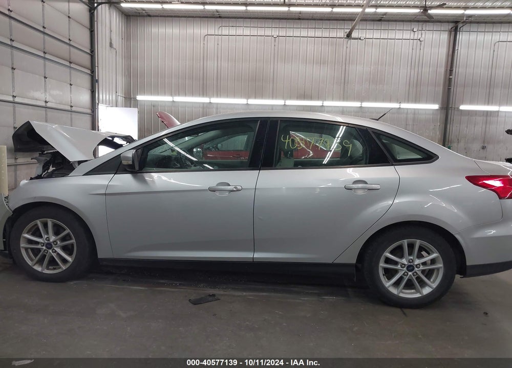 2015 FORD FOCUS SE VIN: 1FADP3F23FL329554