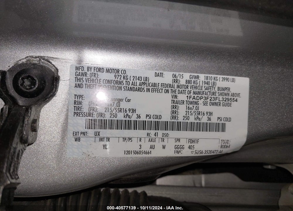 2015 FORD FOCUS SE VIN: 1FADP3F23FL329554