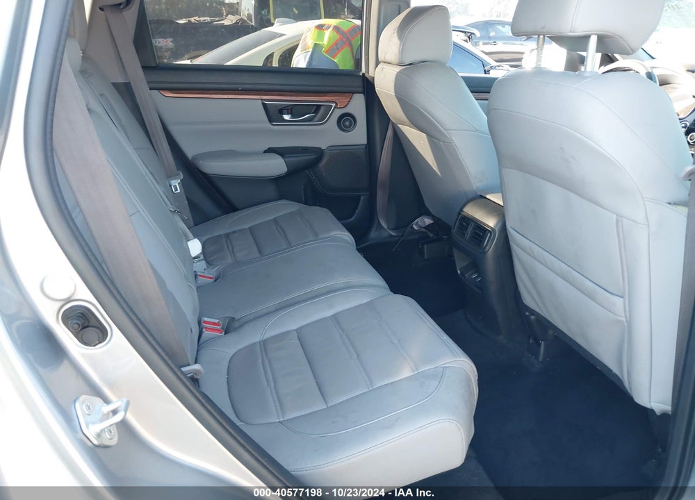 2022 HONDA CR-V HYBRID EX-L VIN: 5J6RT6H83NL052556