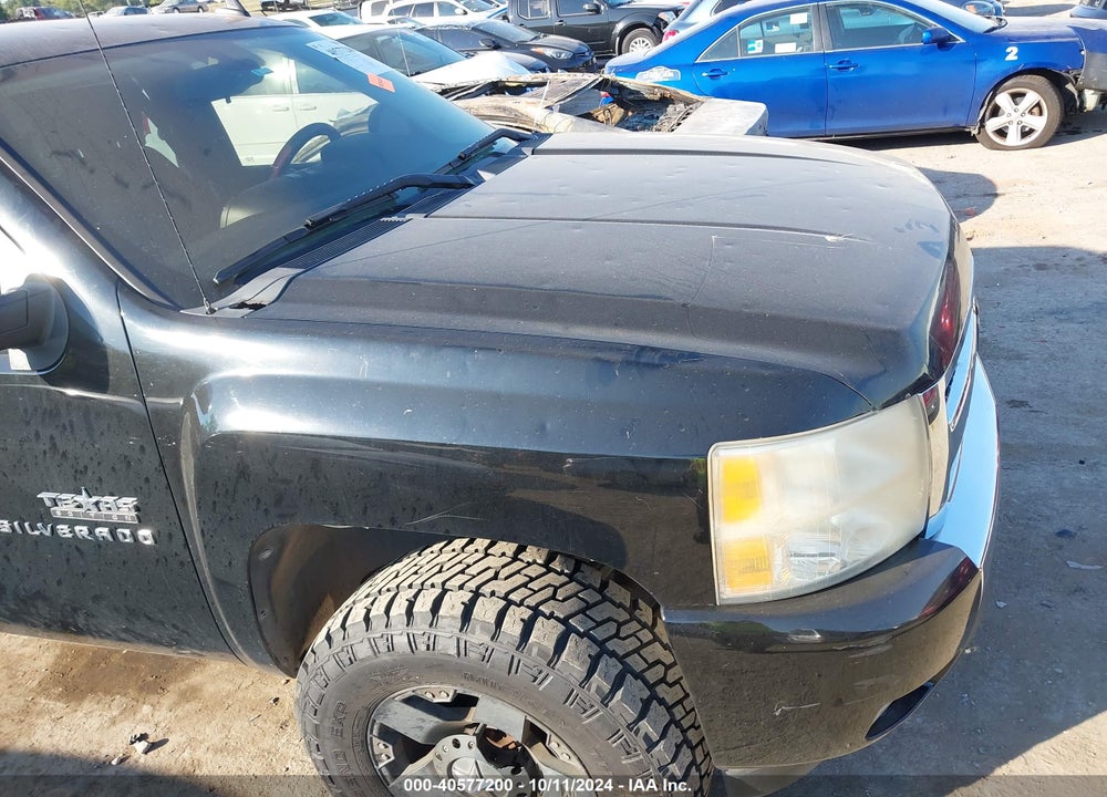 2011 CHEVROLET SILVERADO 1500 LT VIN: 1GCRCSE09BZ146964