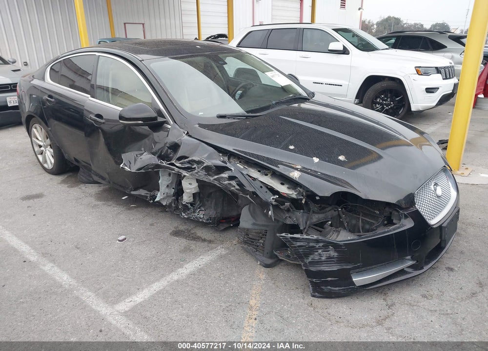 2010 JAGUAR XF PORTFOLIO/PREMIUM VIN: SAJWA0GB5ALR55005