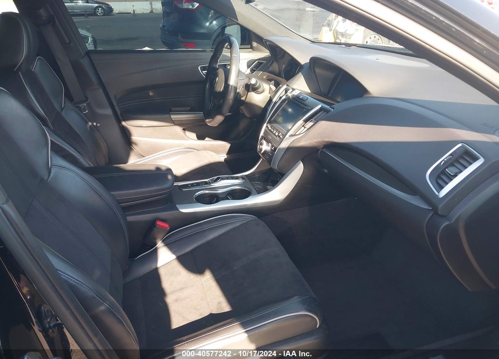 2018 ACURA TLX VIN: 19UUB2F65JA008272