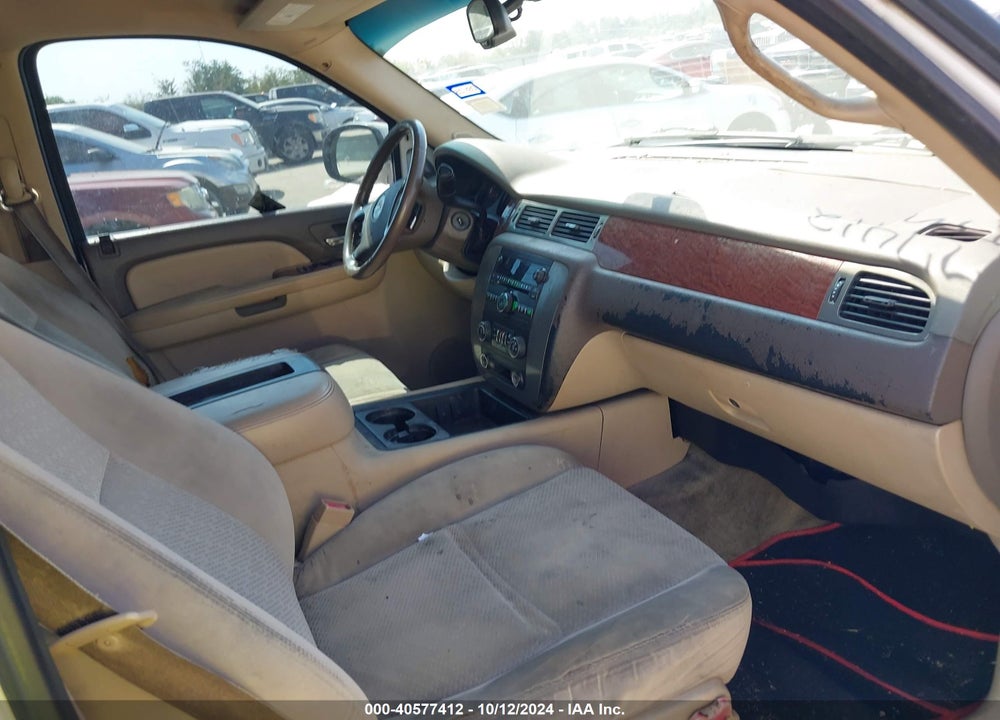 2008 GMC YUKON SLE VIN: 1GKFK13068R111606