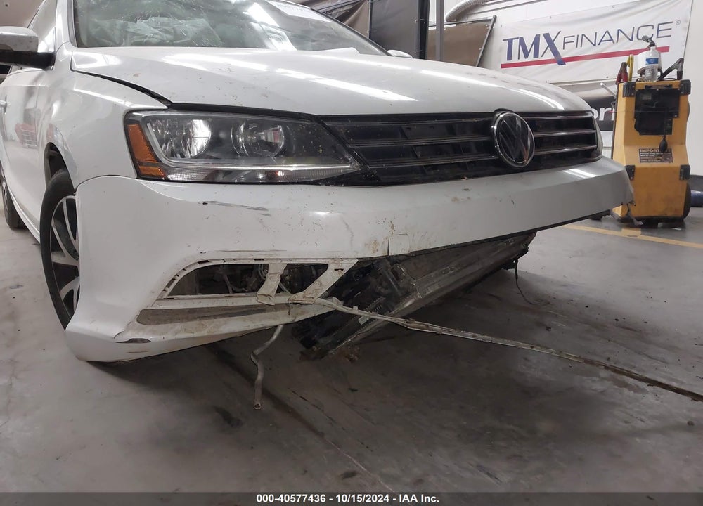 2017 VOLKSWAGEN JETTA 1.4T SE VIN: 3VWDB7AJ9HM241850
