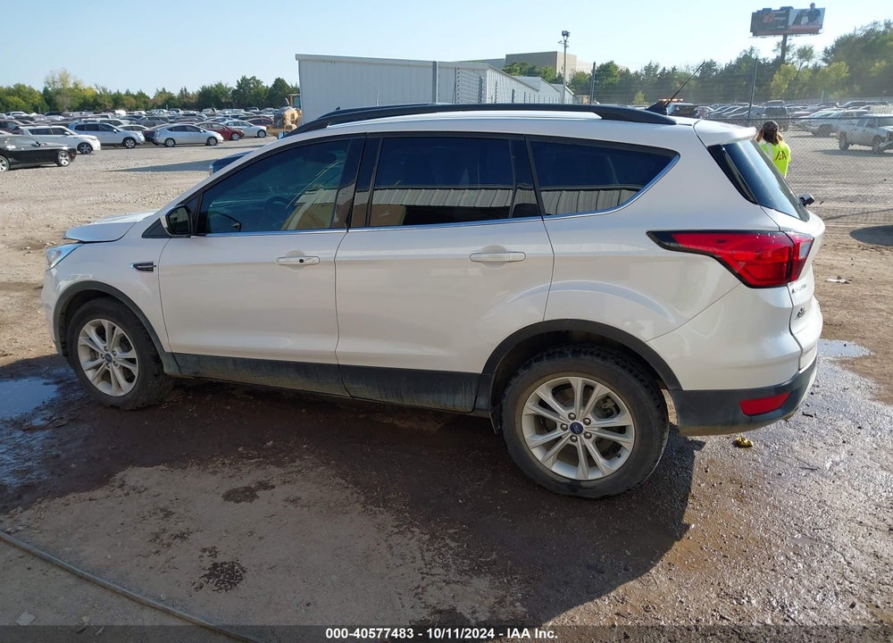 2019 FORD ESCAPE SEL VIN: 1FMCU0HD4KUC31385
