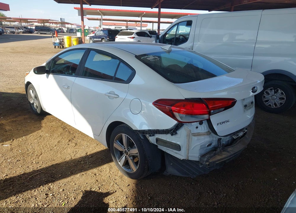 2018 KIA FORTE LX VIN: 3KPFL4A77JE214335