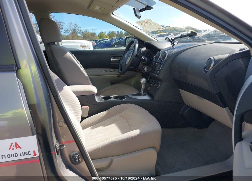 2015 NISSAN ROGUE SELECT S VIN: JN8AS5MT9FW652836