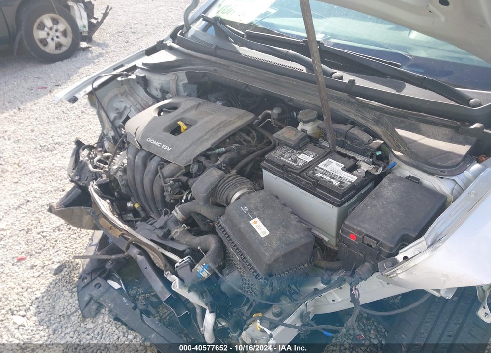 2018 HYUNDAI ELANTRA SE VIN: 5NPD74LF9JH294801