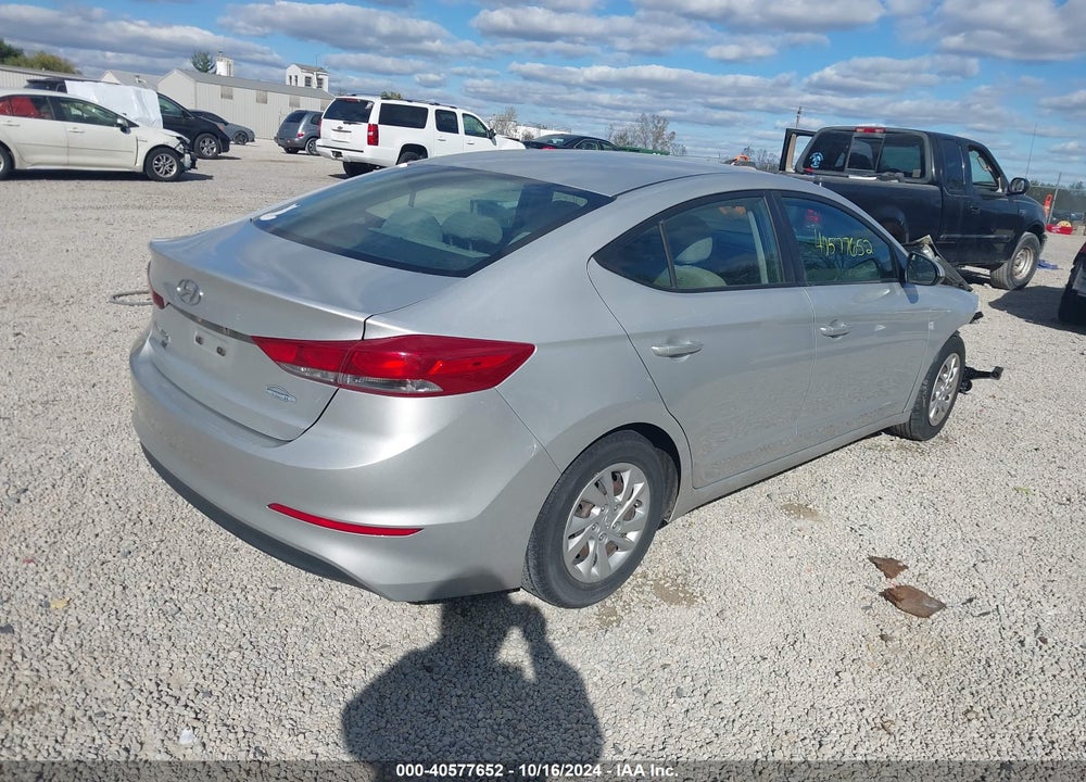 2018 HYUNDAI ELANTRA SE VIN: 5NPD74LF9JH294801