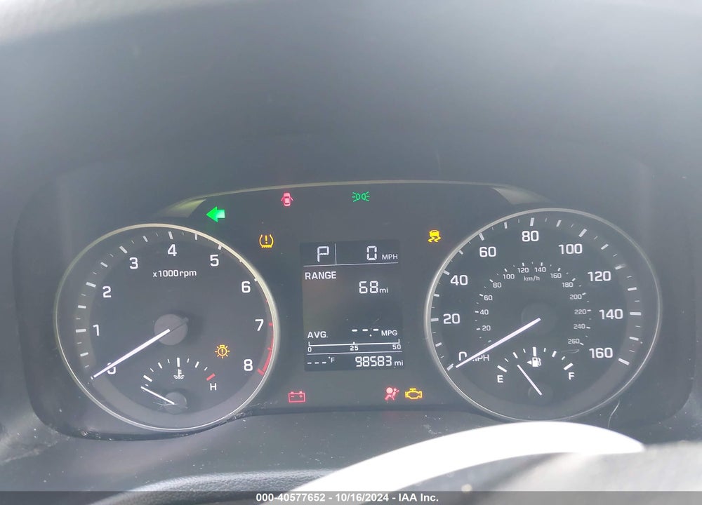 2018 HYUNDAI ELANTRA SE VIN: 5NPD74LF9JH294801