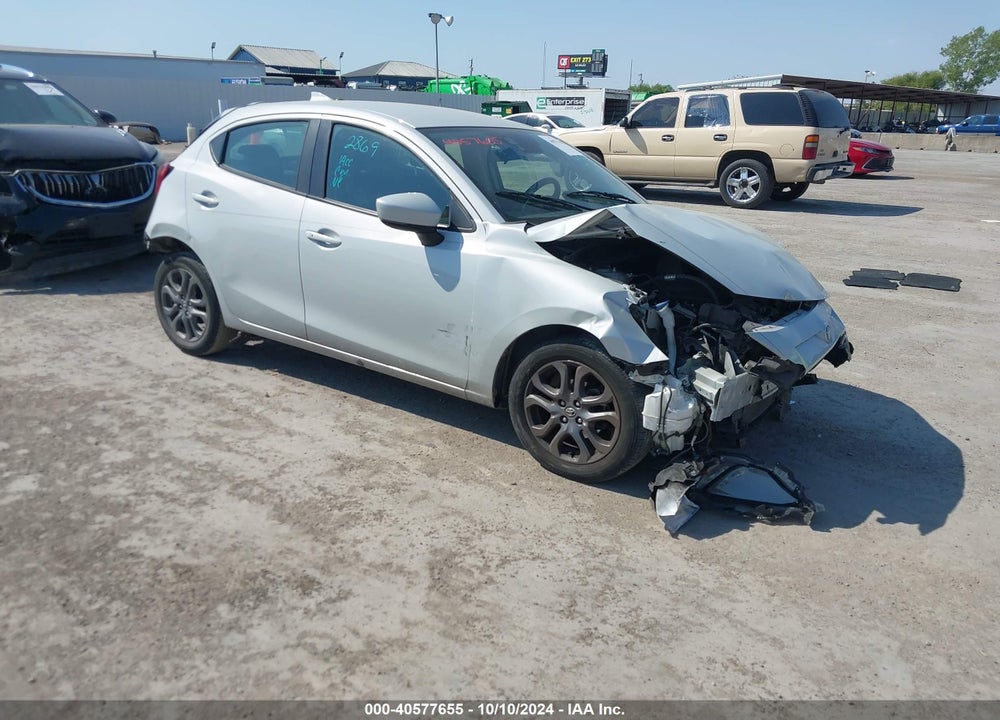 2020 TOYOTA YARIS LE VIN: 3MYDLBJV0LY705472
