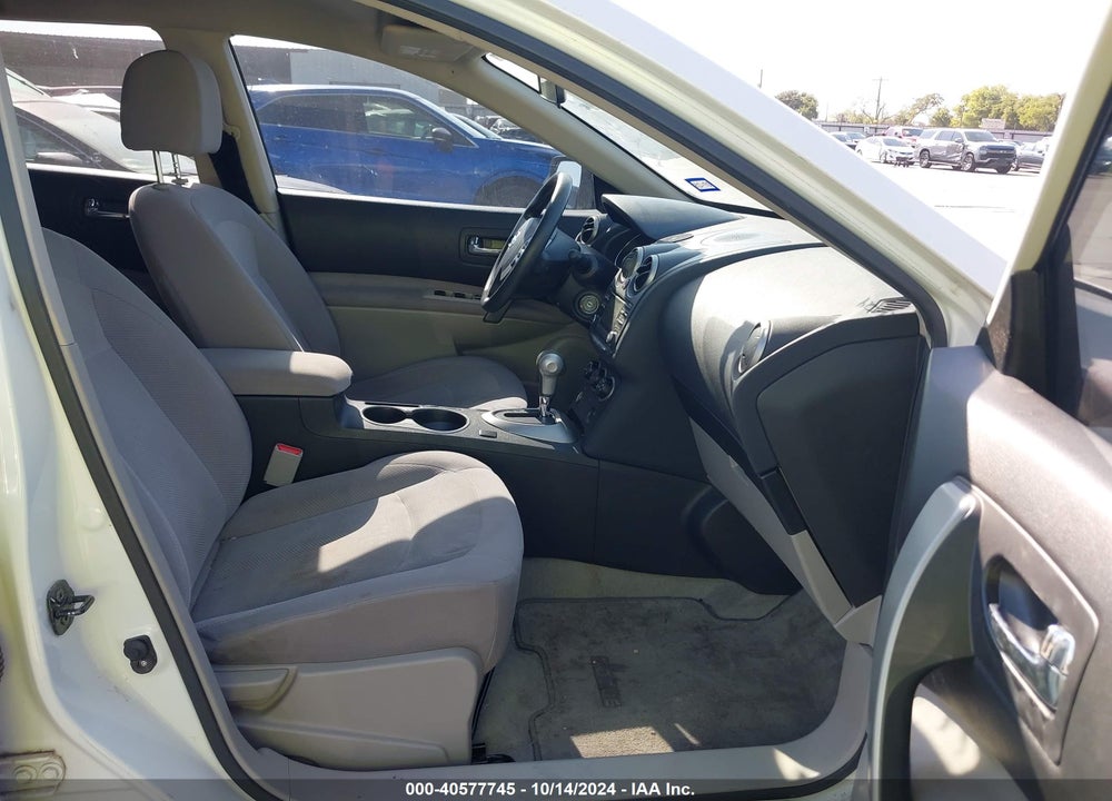 2013 NISSAN ROGUE S VIN: JN8AS5MT6DW548642