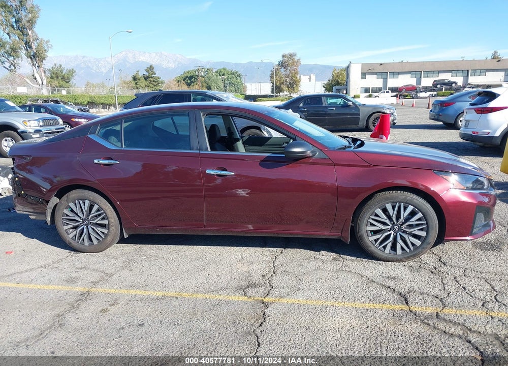 2024 NISSAN ALTIMA SV FWD VIN: 1N4BL4DV8RN380787