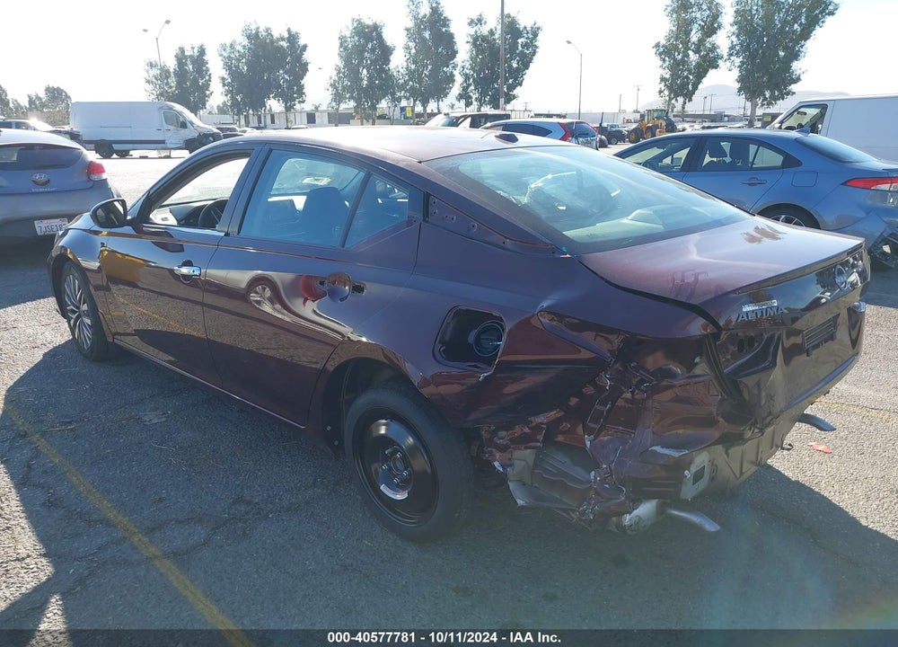 2024 NISSAN ALTIMA SV FWD VIN: 1N4BL4DV8RN380787