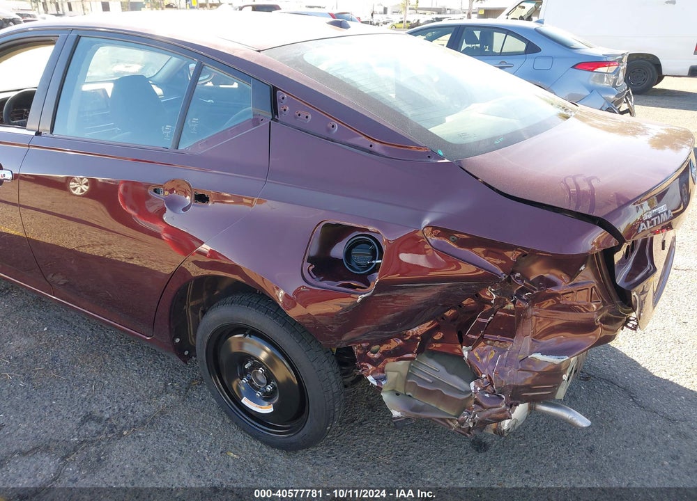 2024 NISSAN ALTIMA SV FWD VIN: 1N4BL4DV8RN380787