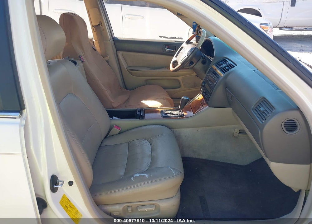 2000 LEXUS LS 400 VIN: JT8BH28F5Y0172847
