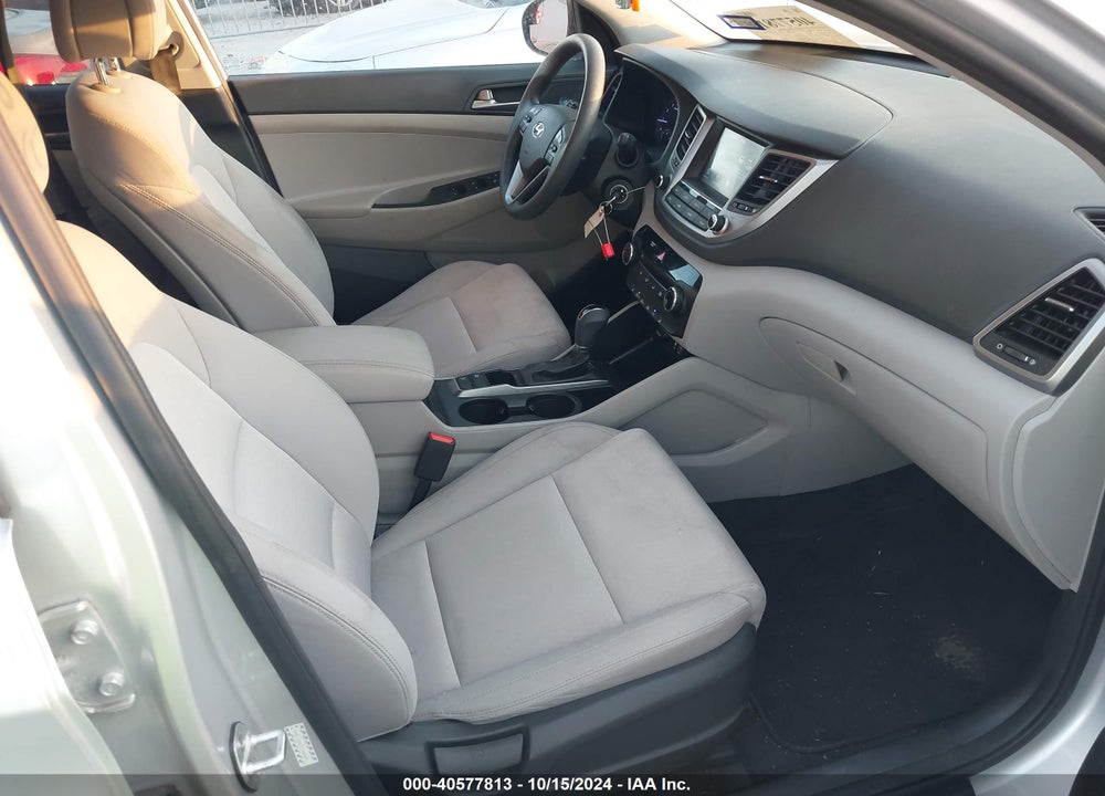 2018 HYUNDAI TUCSON SEL VIN: KM8J33A40JU666831