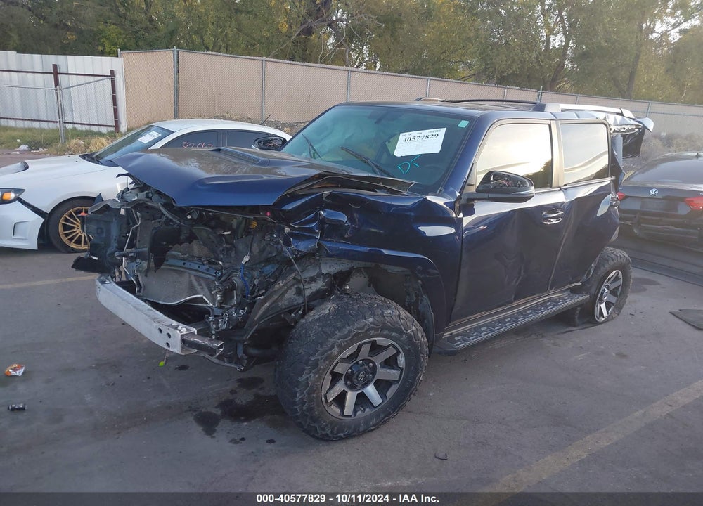 2018 TOYOTA 4RUNNER TRD OFF ROAD PREMIUM VIN: JTEBU5JR4J5570445