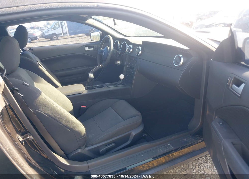2008 FORD MUSTANG V6 DELUXE/V6 PREMIUM VIN: 1ZVHT80N085177695