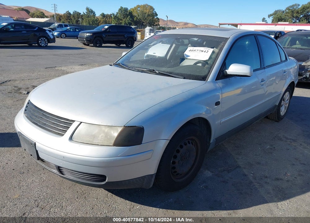 2000 VOLKSWAGEN PASSAT GLX VIN: WVWPD23B1YP227714