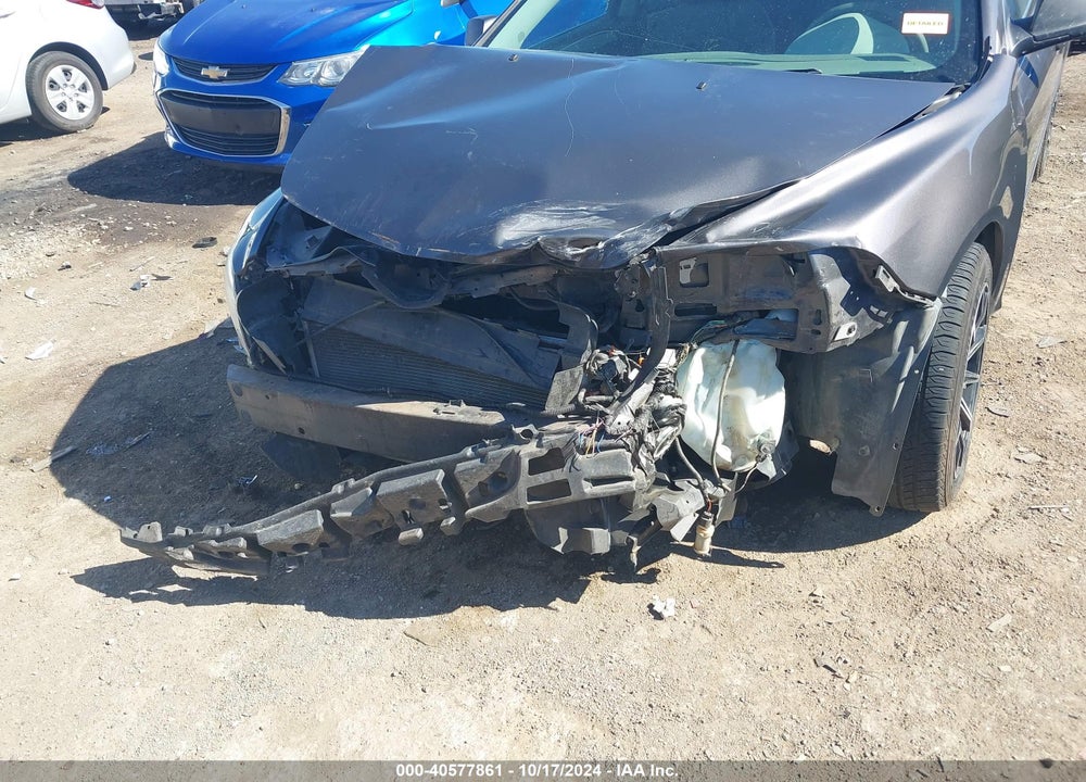 2012 CHEVROLET MALIBU VIN: 1G1ZB5E04CF261326