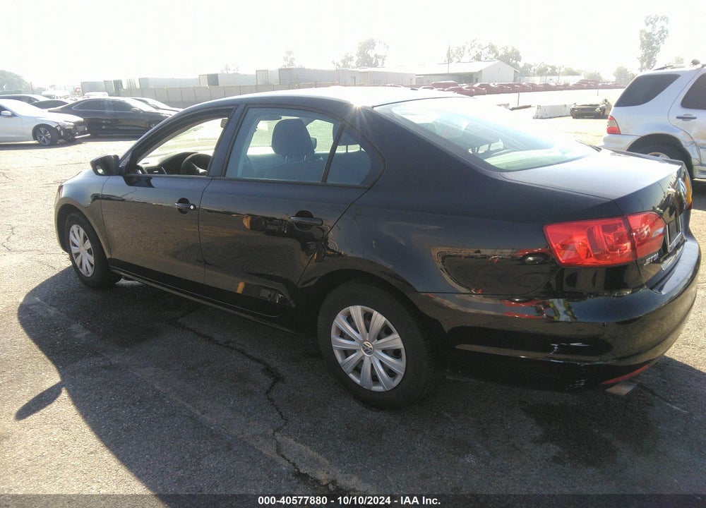 2014 VOLKSWAGEN JETTA 2.0L S VIN: 3VW2K7AJ3EM385056