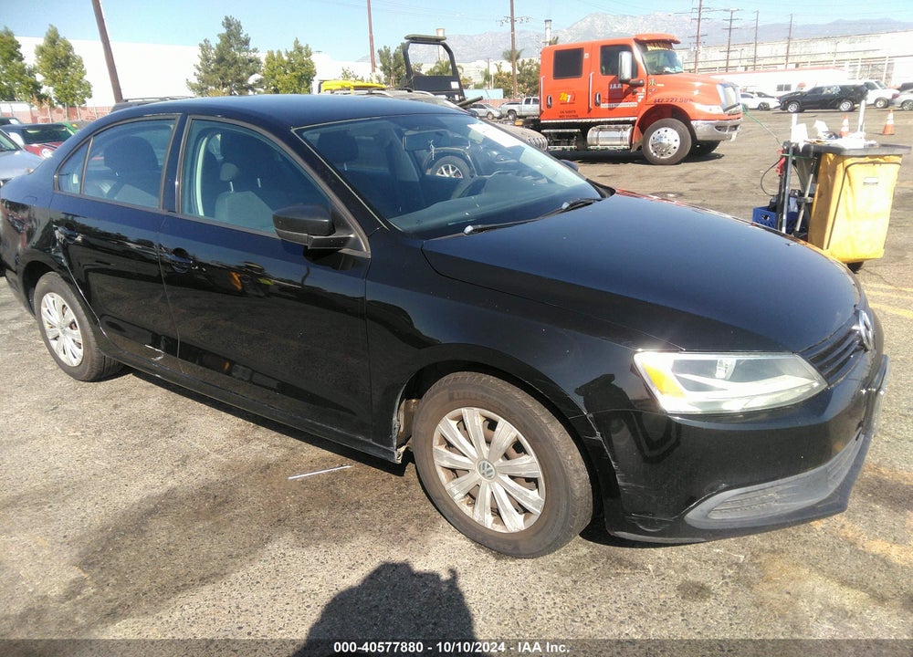 2014 VOLKSWAGEN JETTA 2.0L S VIN: 3VW2K7AJ3EM385056