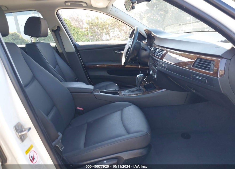 2009 BMW 328I VIN: WBAPH57599NM34095