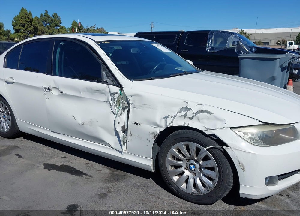 2009 BMW 328I VIN: WBAPH57599NM34095