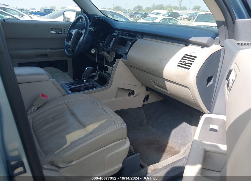 2009 FORD FLEX SE VIN: 2FMDK51C39BA86946