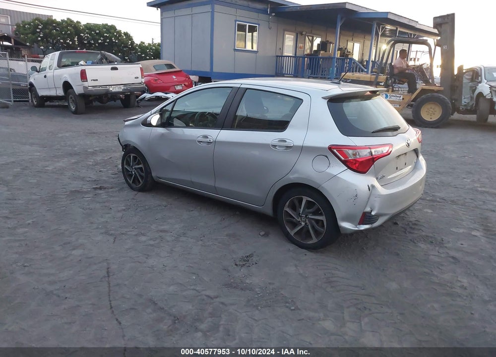2018 TOYOTA YARIS L/LE/SE VIN: VNKKTUD33JA092039