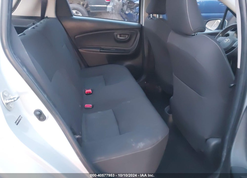 2018 TOYOTA YARIS L/LE/SE VIN: VNKKTUD33JA092039
