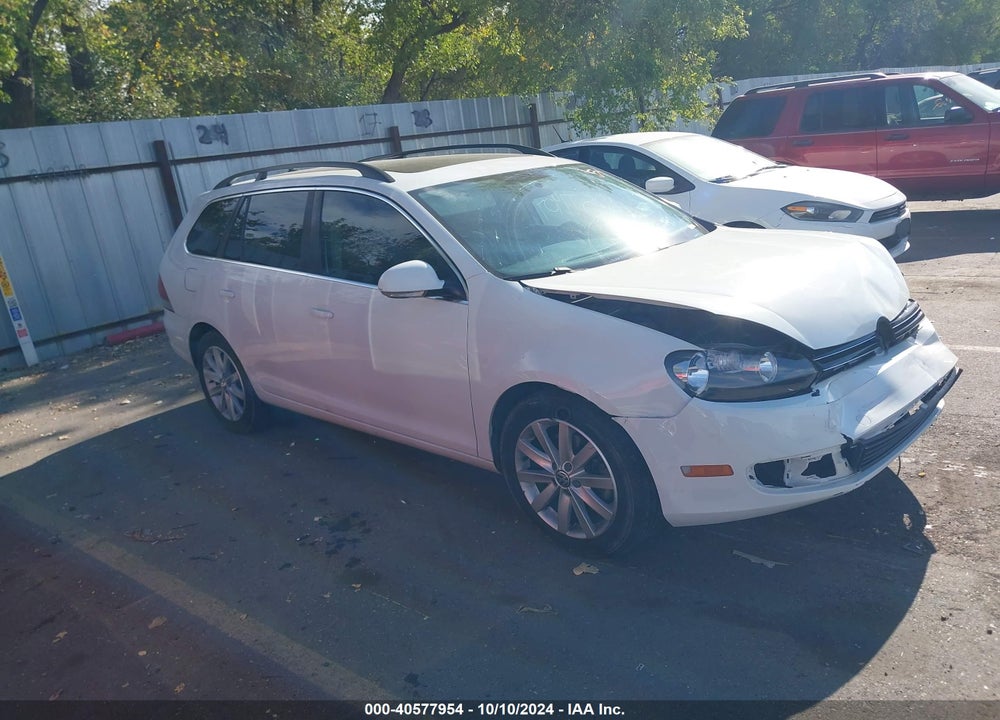 2014 VOLKSWAGEN JETTA SPORTWAGEN 2.0L TDI VIN: 3VWPL7AJ9EM621423