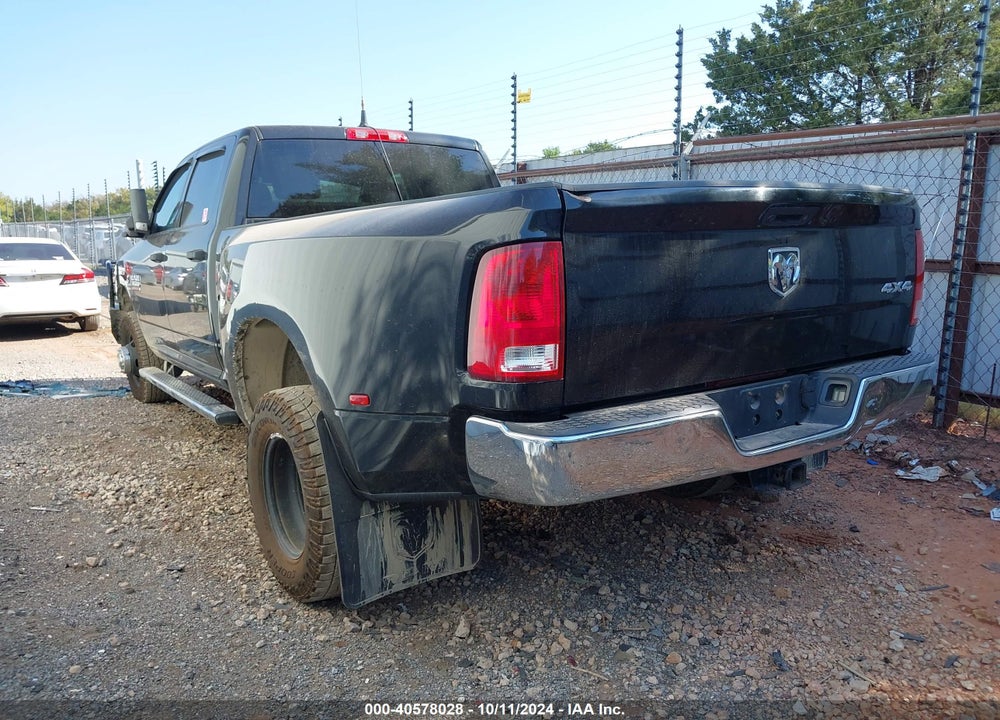 2018 RAM 3500 TRADESMAN  4X4 8' BOX VIN: 3C63RRGLXJG155294