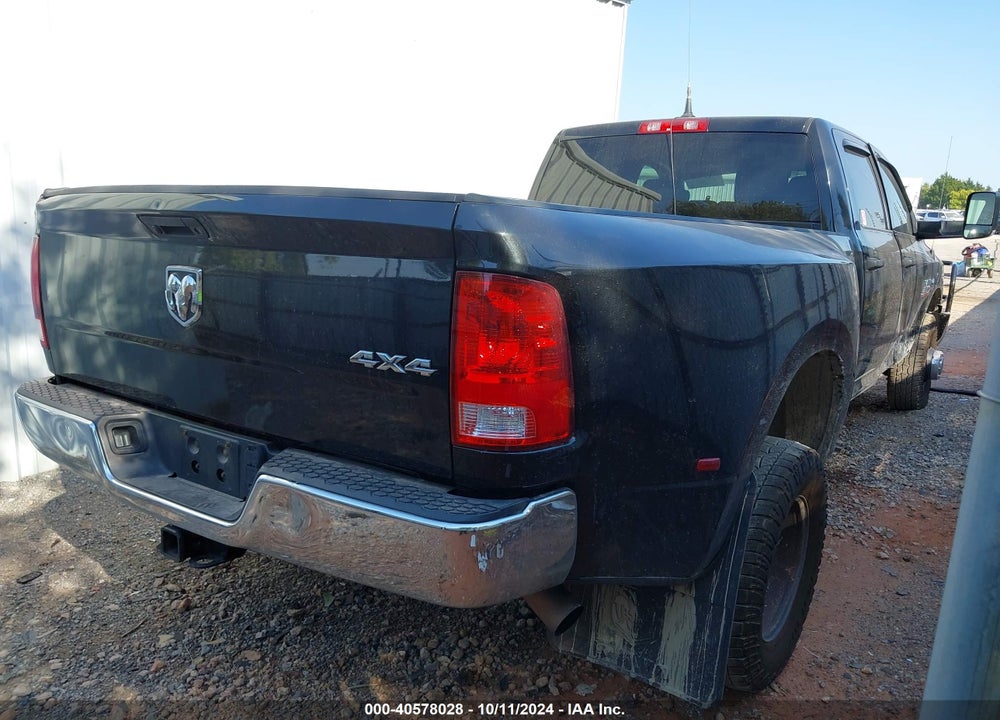 2018 RAM 3500 TRADESMAN  4X4 8' BOX VIN: 3C63RRGLXJG155294