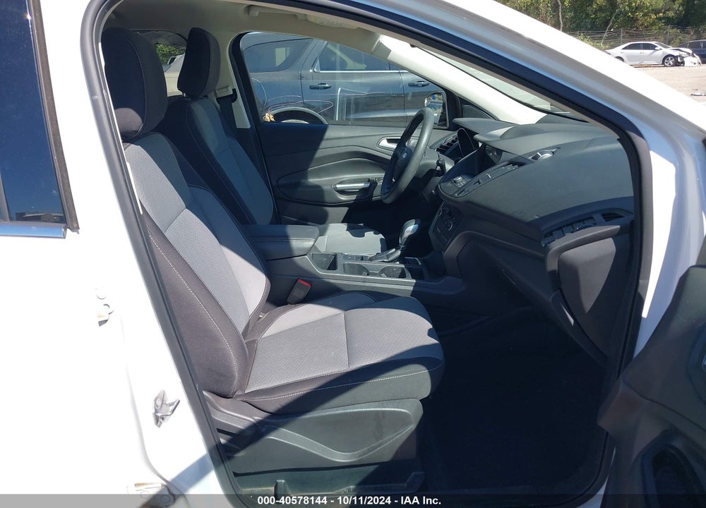 2019 FORD ESCAPE SE VIN: 1FMCU0GD6KUA49897