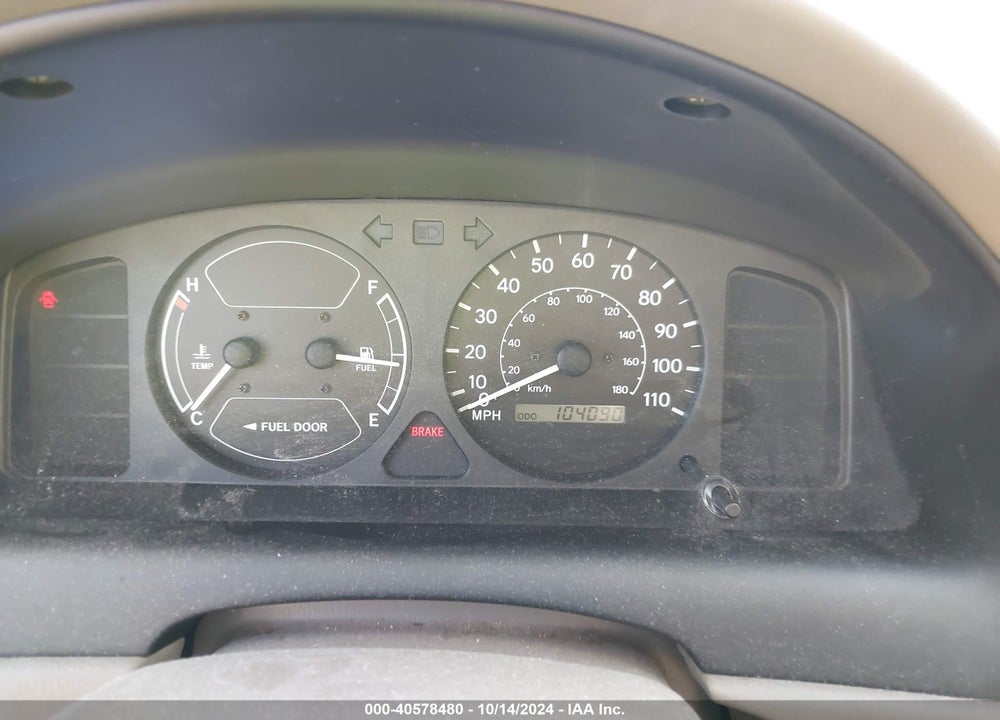 2002 TOYOTA COROLLA CE VIN: 2T1BR12E52C571537