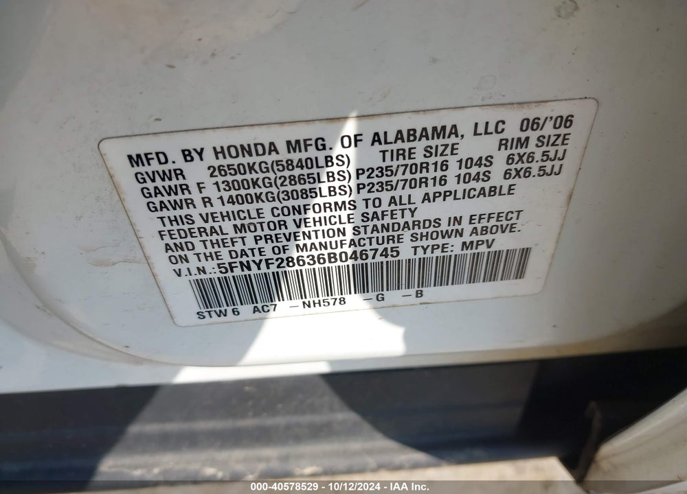 2006 HONDA PILOT EX-L VIN: 5FNYF28636B046745