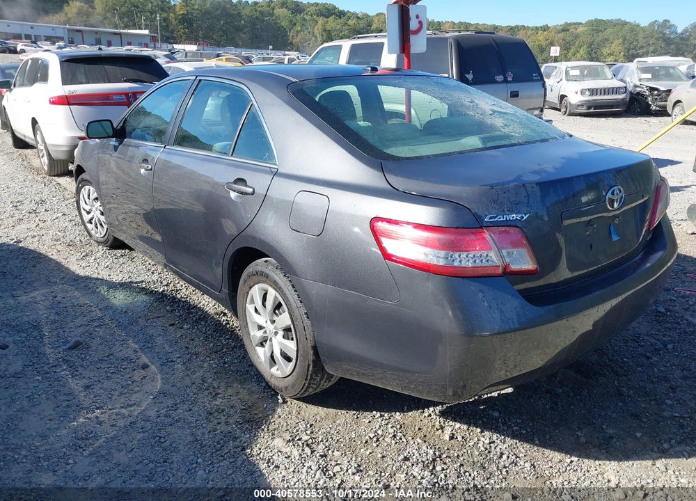 2011 TOYOTA CAMRY LE VIN: 4T1BF3EK2BU130985