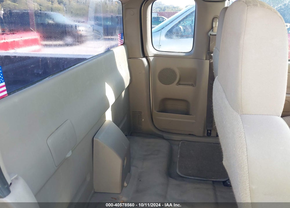 2005 CHEVROLET COLORADO VIN: 1GCCS196958198476