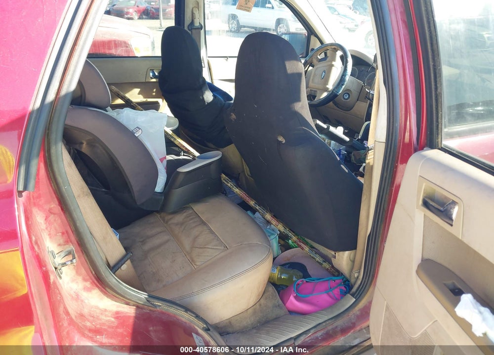 2011 FORD ESCAPE LIMITED VIN: 1FMCU0E7XBKA99212