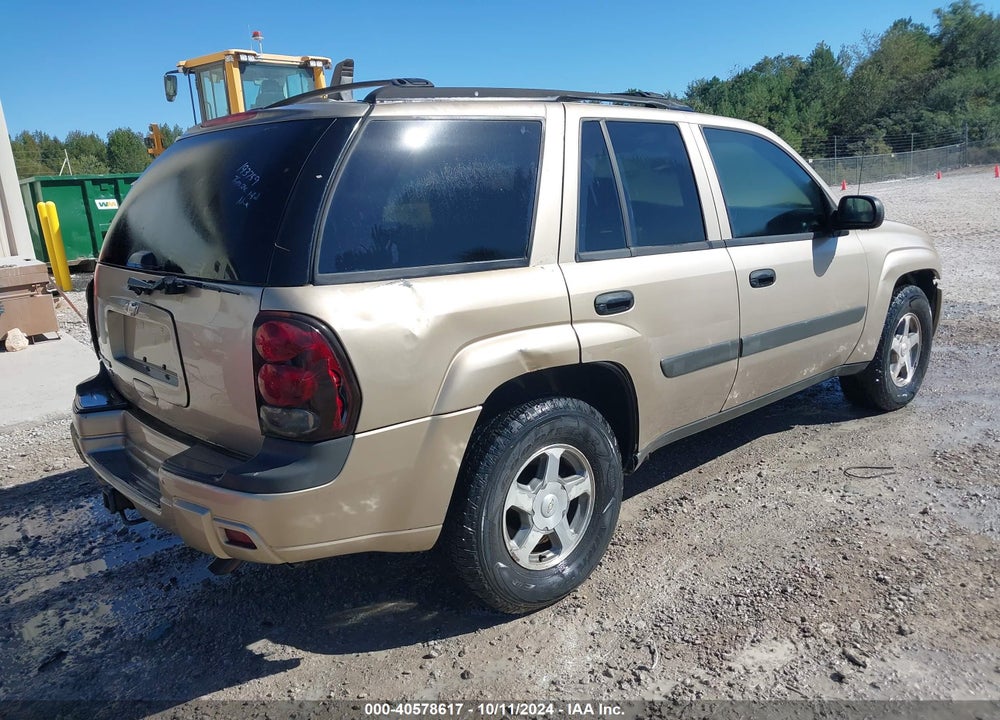 2005 CHEVROLET TRAILBLAZER LS VIN: 1GNDS13S152193759