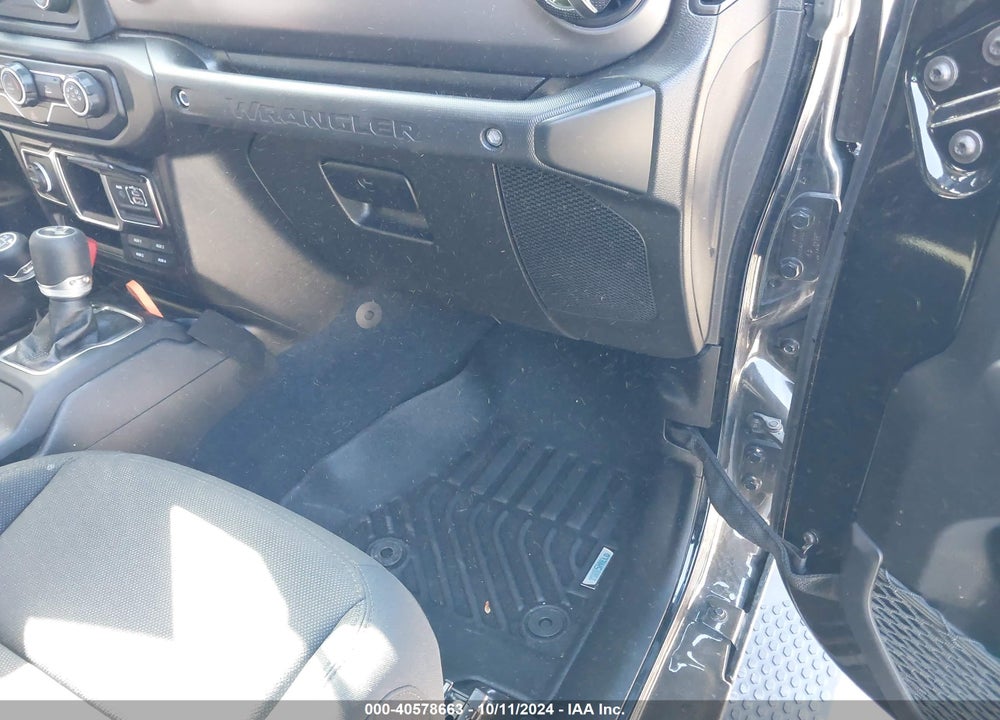 2021 JEEP WRANGLER UNLIMITED SPORT 4X4 VIN: 1C4HJXDM8MW773842