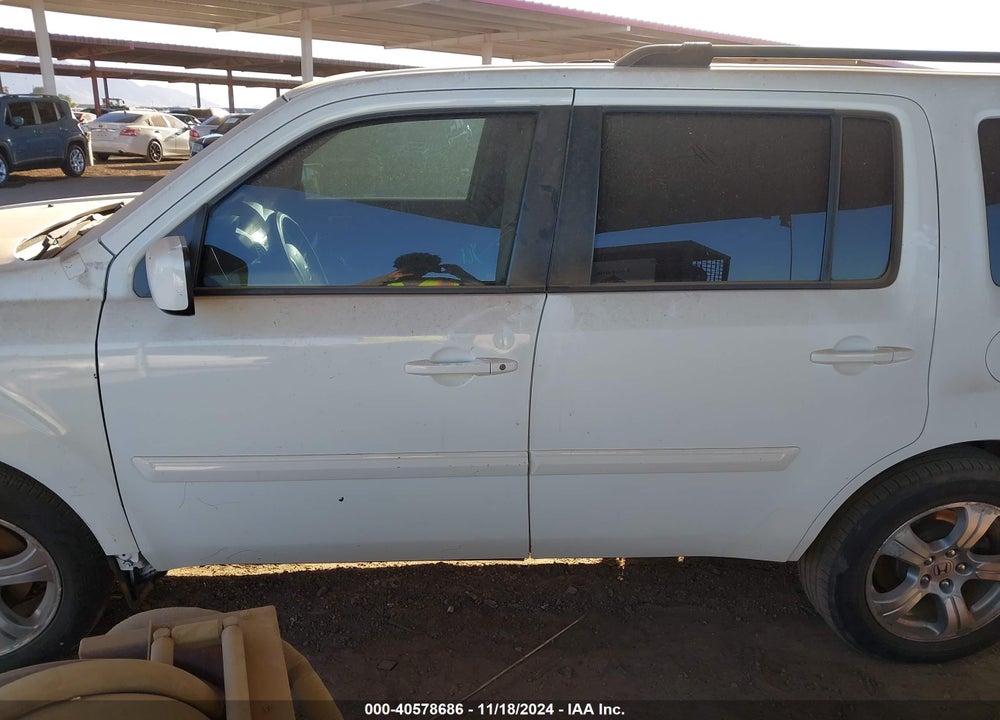 2012 HONDA PILOT EX-L VIN: 5FNYF4H50CB070435