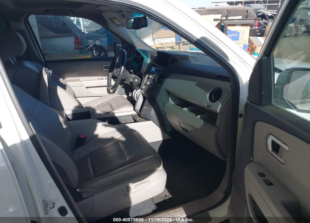 2012 HONDA PILOT EX-L VIN: 5FNYF4H50CB070435