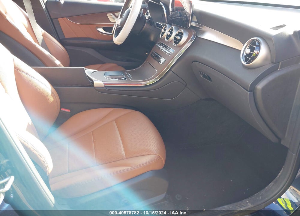 2022 MERCEDES-BENZ GLC 300 4MATIC SUV VIN: W1N0G8EB4NG042084